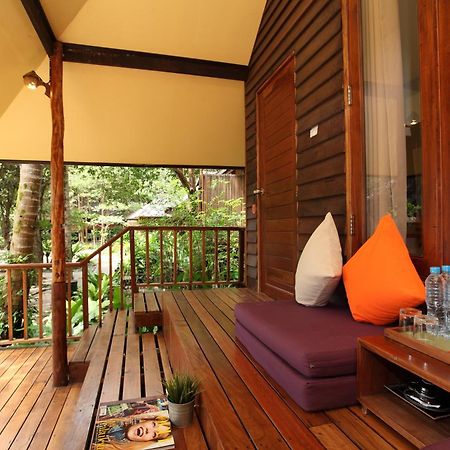 Captain Hook Resort @Koh Kood Ko Kut Kültér fotó